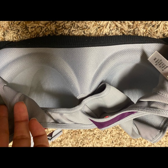 Victoria’s Secret Sport Bra - Picture 5 of 5